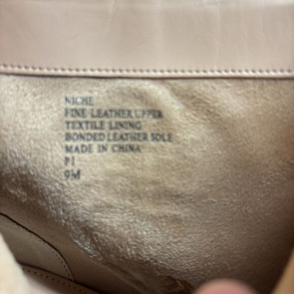 Charles David Women's 9 Niche Taupe Suede Ankle Boots Pointy Toe Stack Heel - Picture 11 of 11